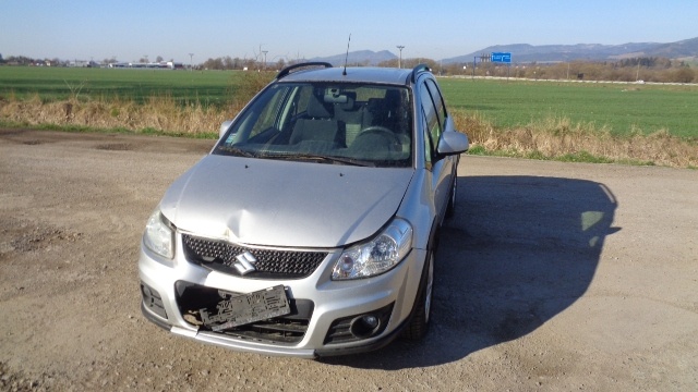 Suzuki sx4 1,5i 82KW, M15A Rozprodám na náhradní díly