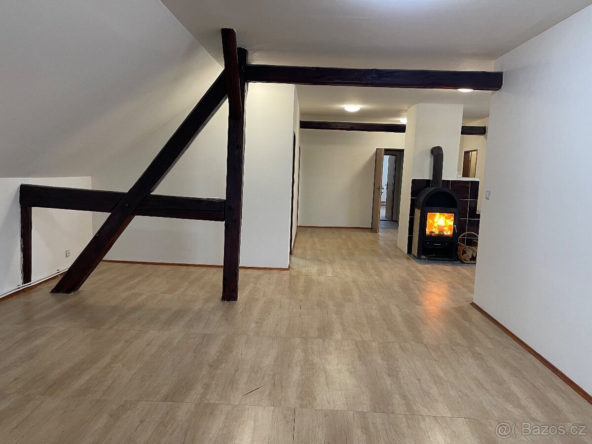 Pronájem bytu 2+kk v Klenicích, 120 m2