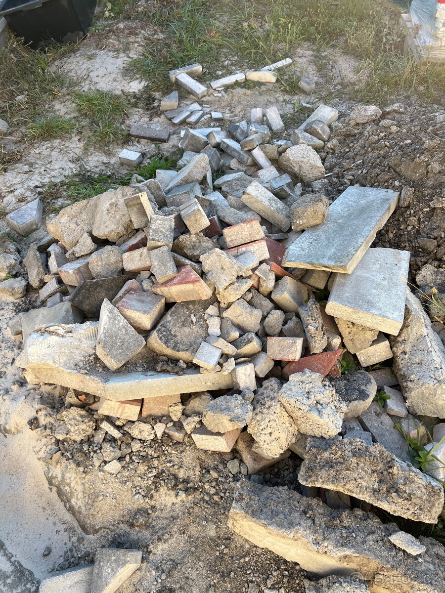 Beton do základů