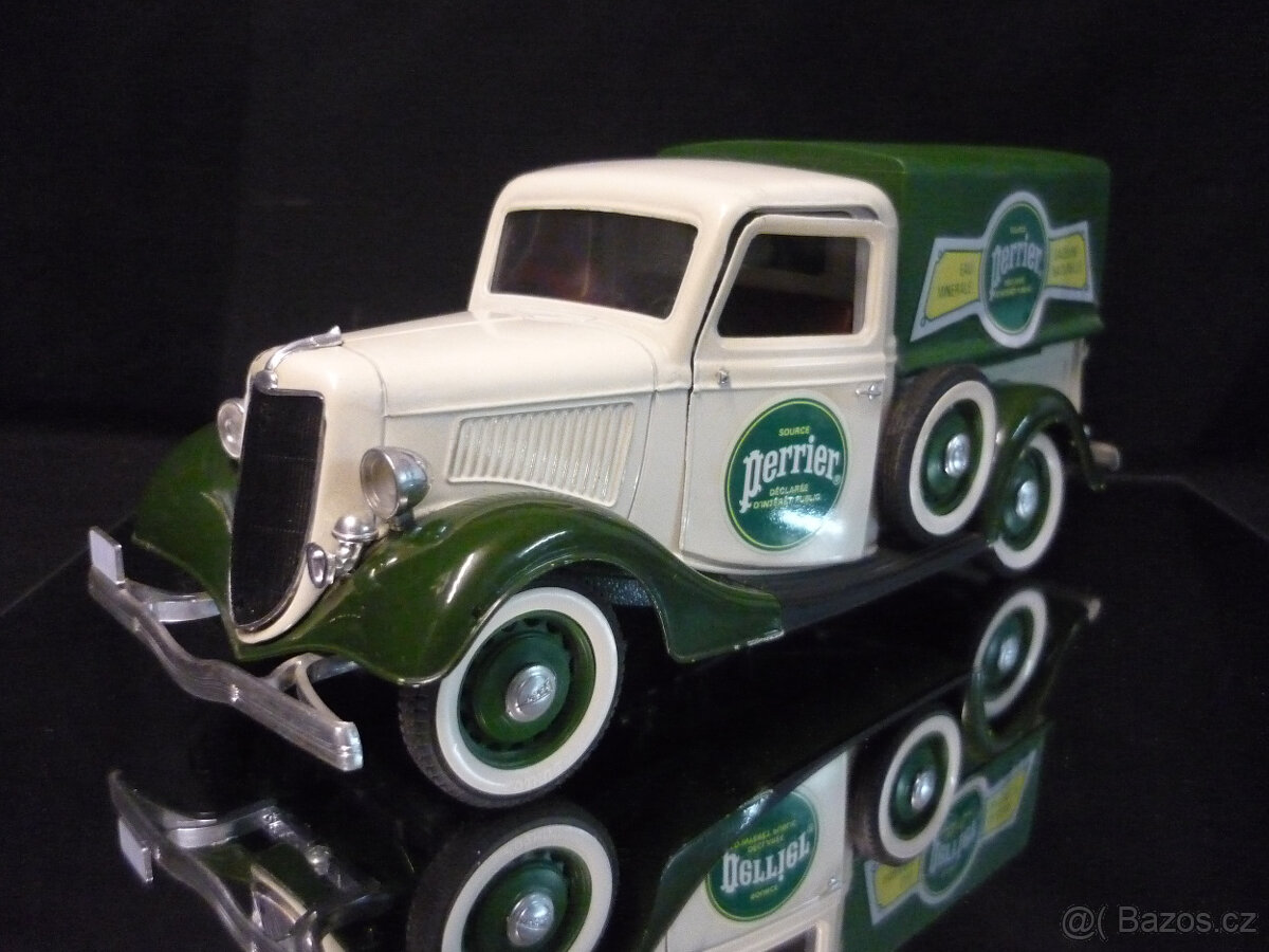 Ford V8 PickUp Perrier Solido 1/18 - 1/19