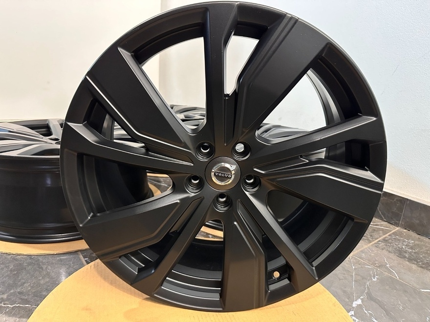 origina sada Volvo XC40 Electro 32243376 r20