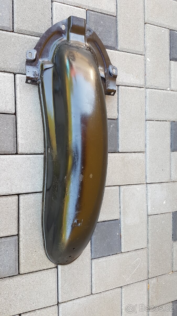 Originální zadní blatník Jawa California