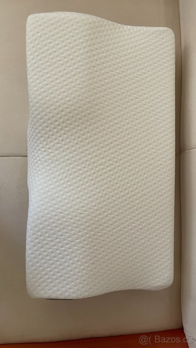 Anatomický polštář