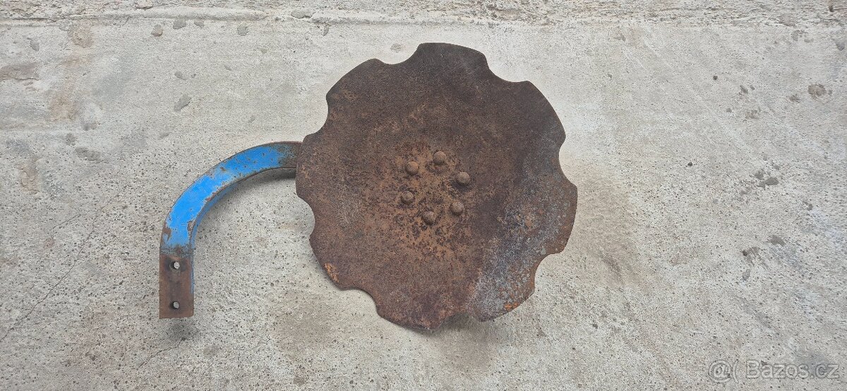 Podmítací disky,diskový podmítač