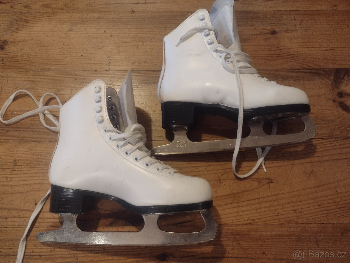 Dámské, dívčí brusle, (23cm)