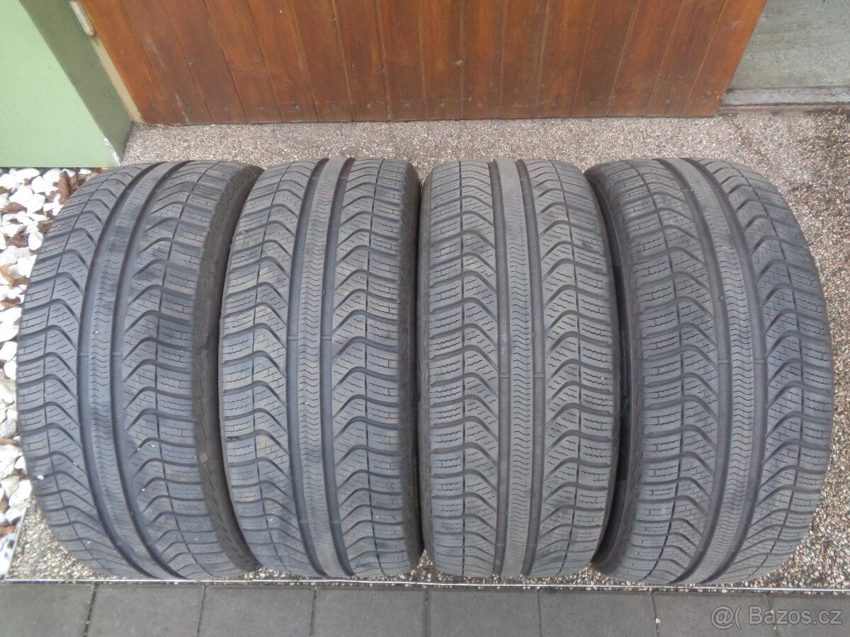 Zimní pneu 225/45/17 Pirelli
