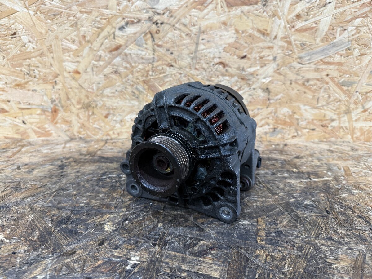 ALTERNÁTOR 028903028C 1.6 70A 14V