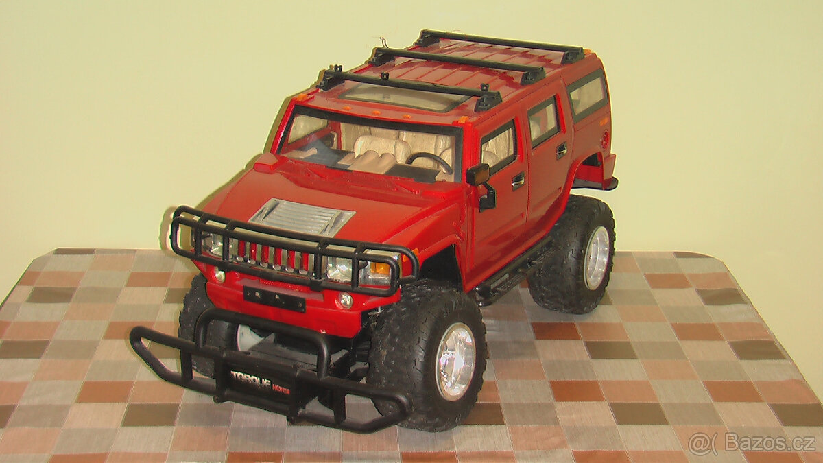 KRÁSNÉ DVĚ AUTA - JEEP a FORD