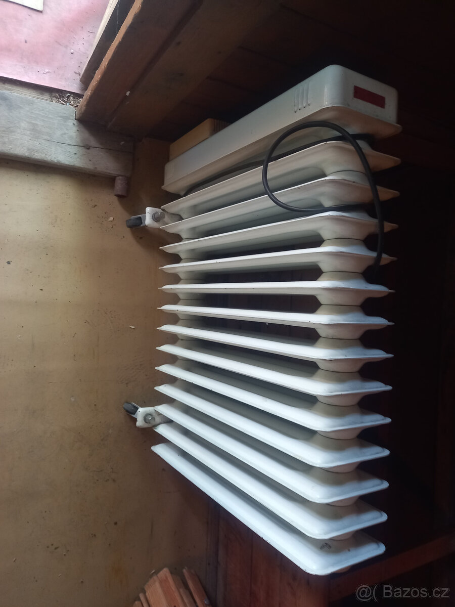 Radiator na kolečkách do 220V (1600W)