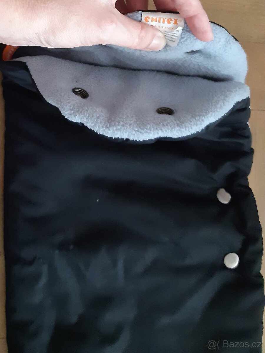 Rukávník Emitex černý