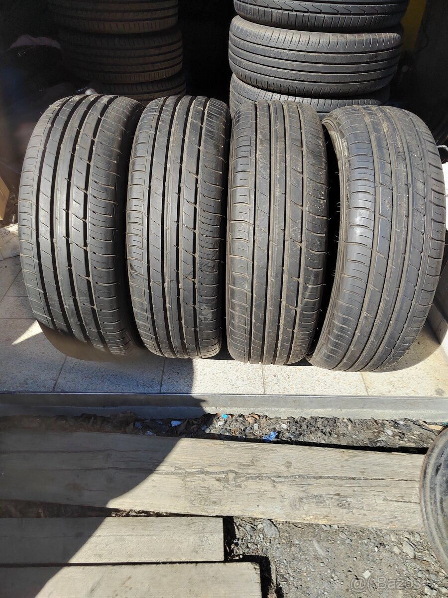 Prodám zánovní letní pneu 215/65/17 Falken Ziex ze914a