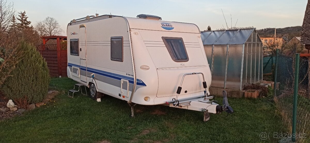 Karavan Hobby 460 r.v 2004 top stav