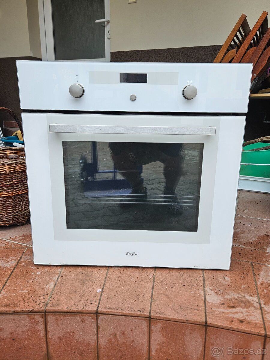 Trouba Whirlpool