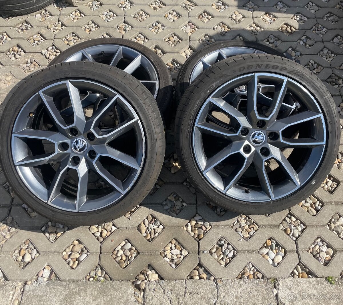 Alu kola Gemini 5x112 R18