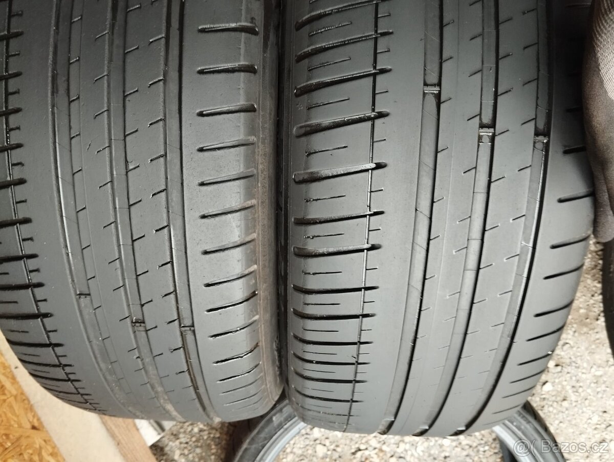 245/45/19 102y Michelin - letní pneu 2ks