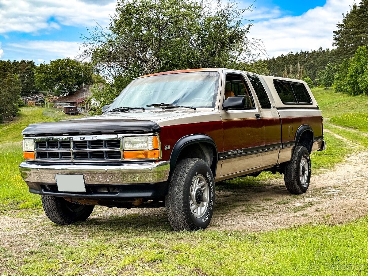 Dodge Dakota 4x4 / V8 5.2l Magnum / Automat / Klima