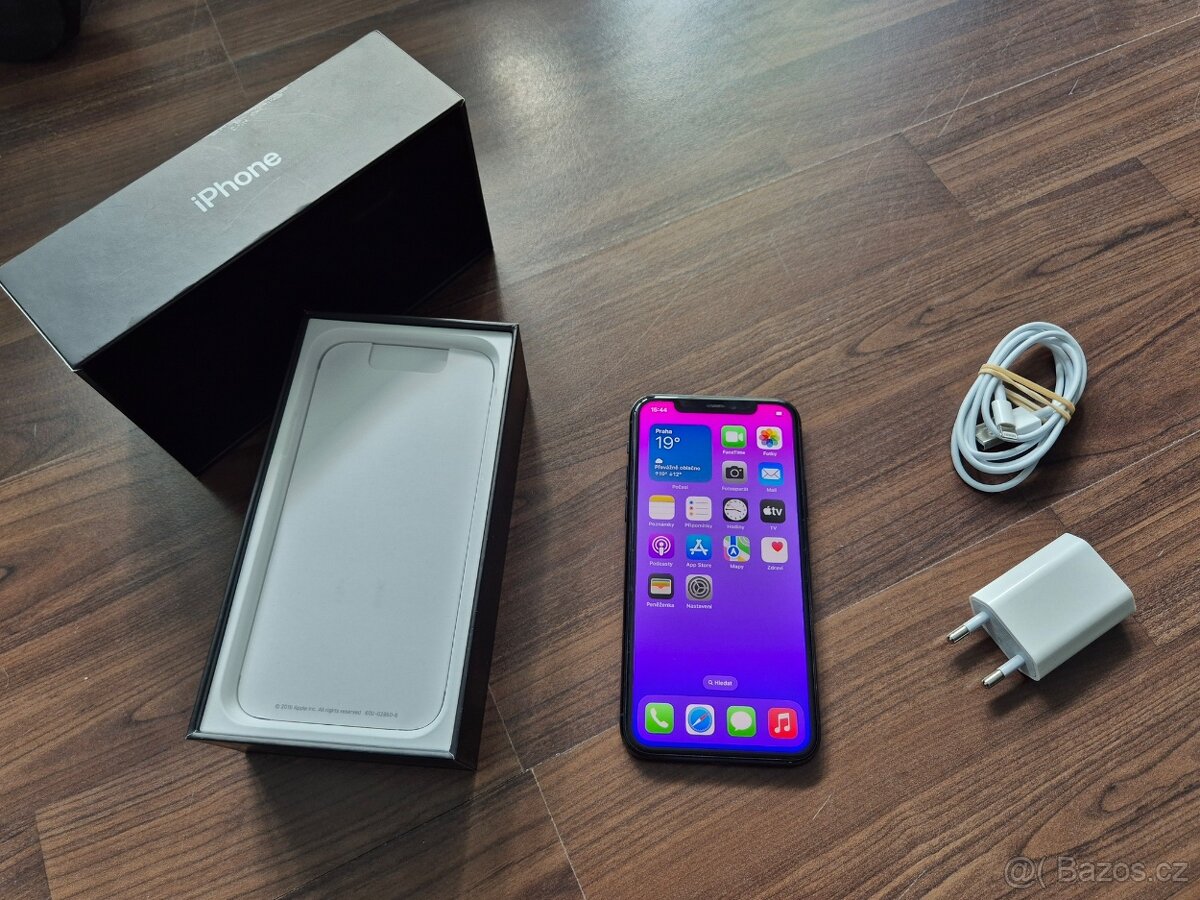 iPhone 11 Pro 64gb kapacita baterie 92%