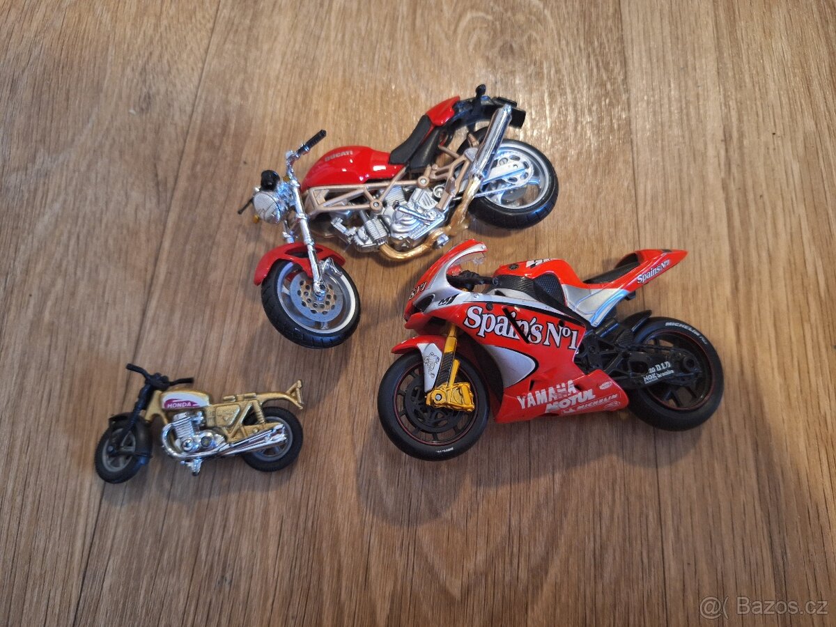 Motorky