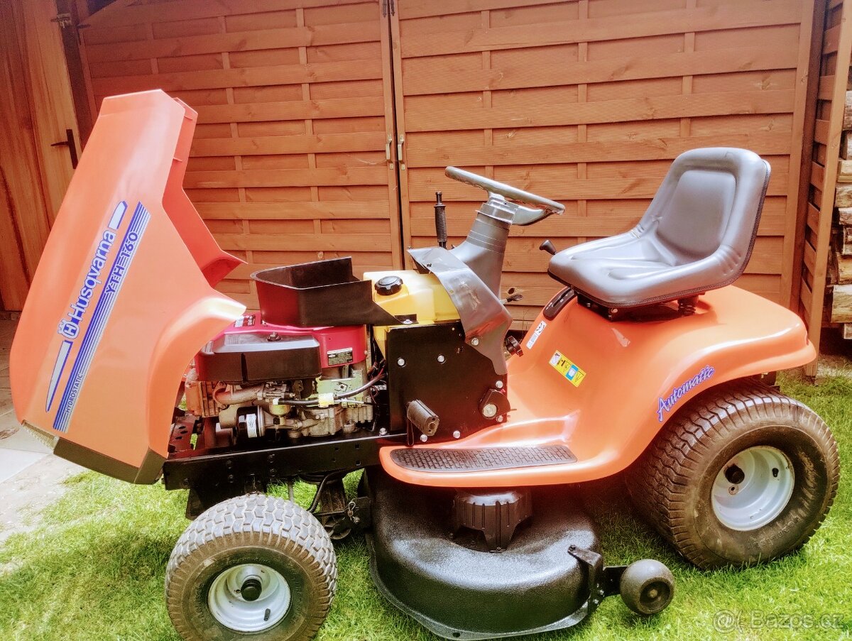Zahradní traktůrek Husqvarna