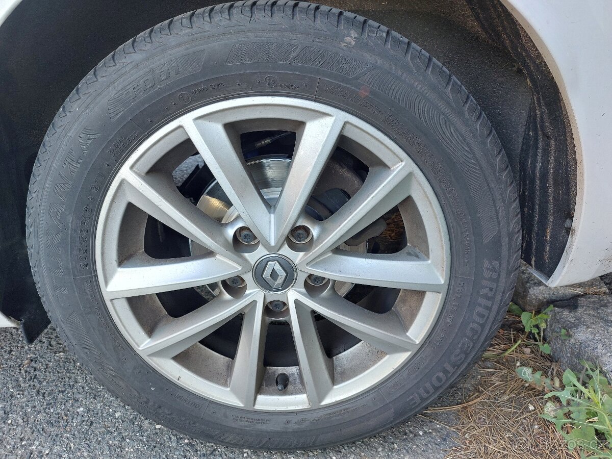 Prodám 4x letní pneu Bridgestone 205/55 R16 91V