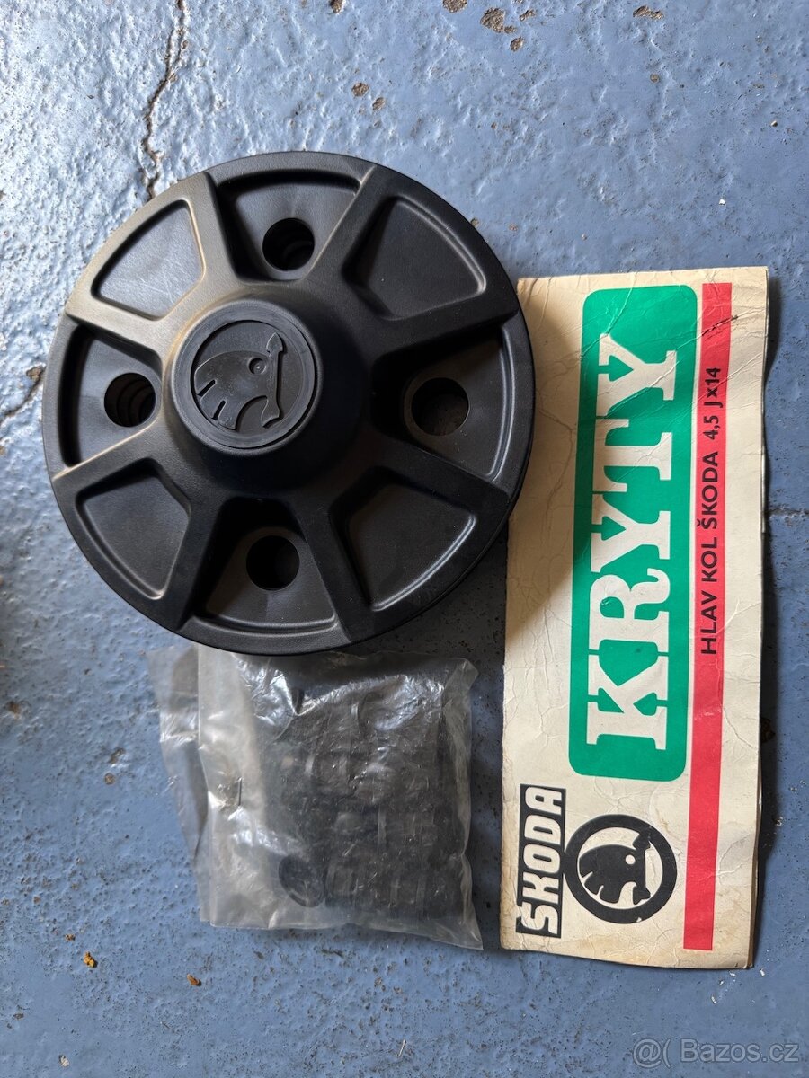 Škoda 105/120 kryty poklice kol