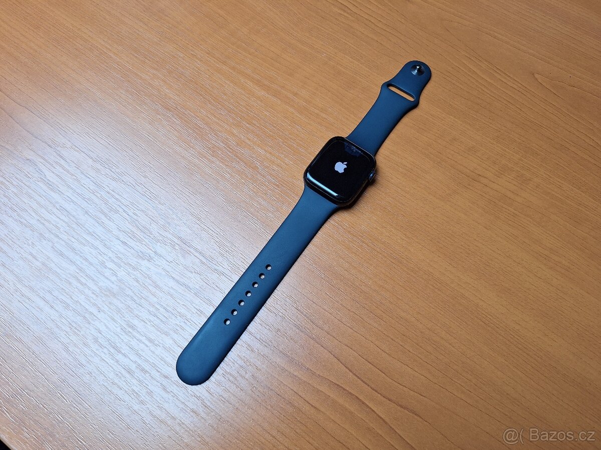 REZERVACE Apple watch SE 44mm (2.gen 2022) - na ND
