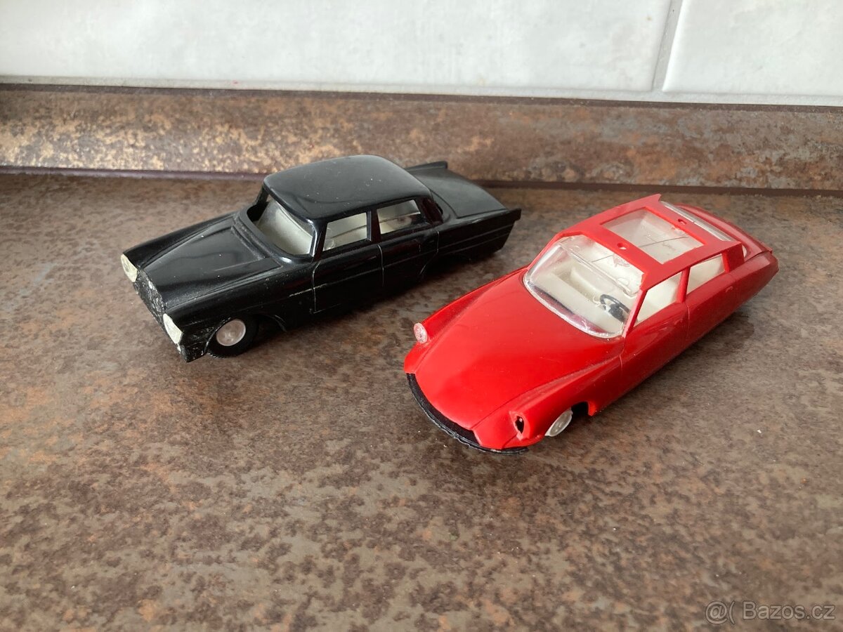Československé "angličáky" KDN - Mercedes+Citroen, cena ob