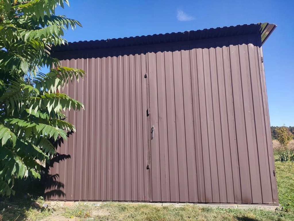 Jednopodlažní plechová garáž, 3x5 m třídy II