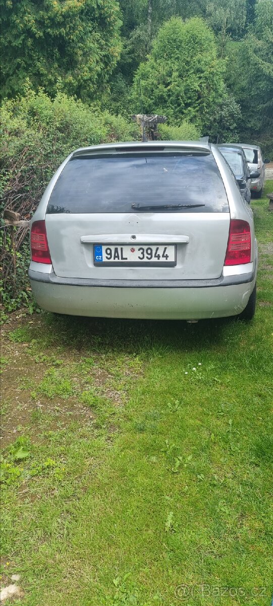 Škoda octavia 1 na díly nebo opravu