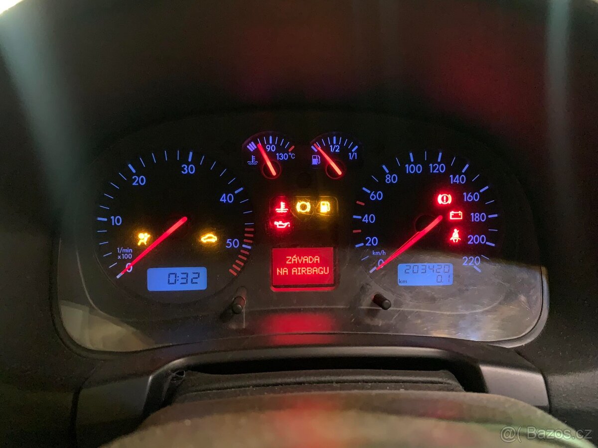 Budíky Golf 4 TDI