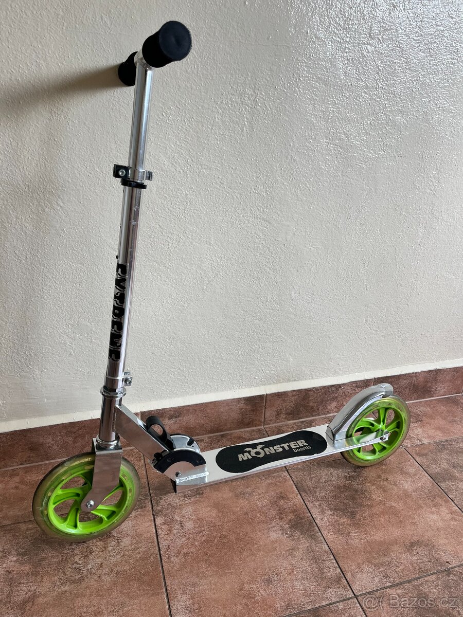 Koloběžka MONSTER