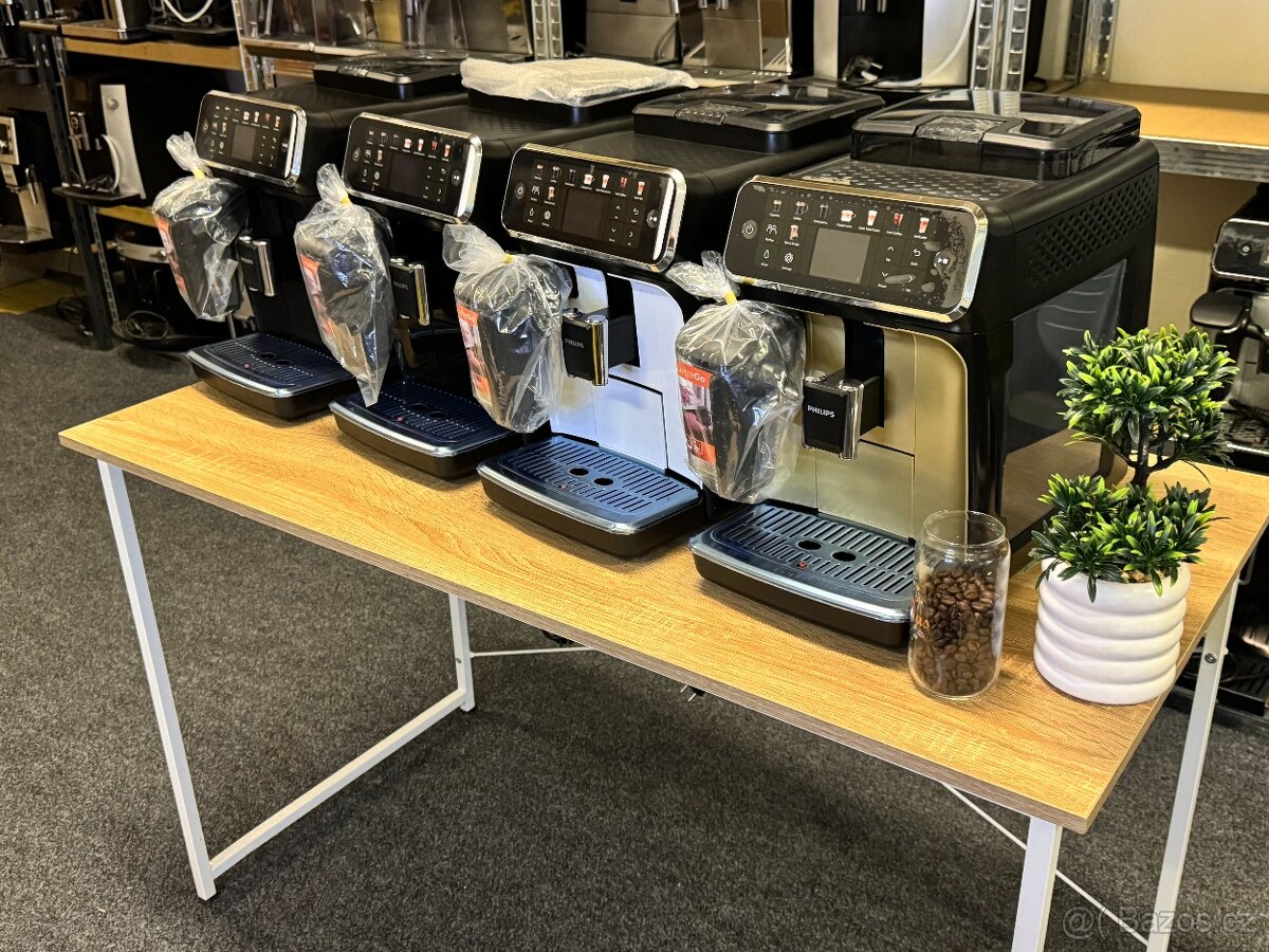 Kávovar Philips EP5500