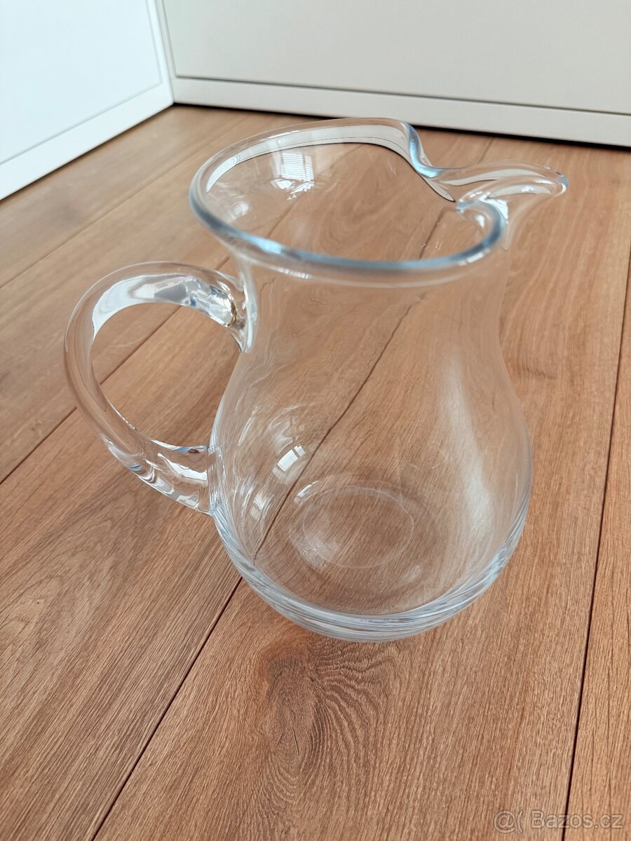Nový džbán Crystalex