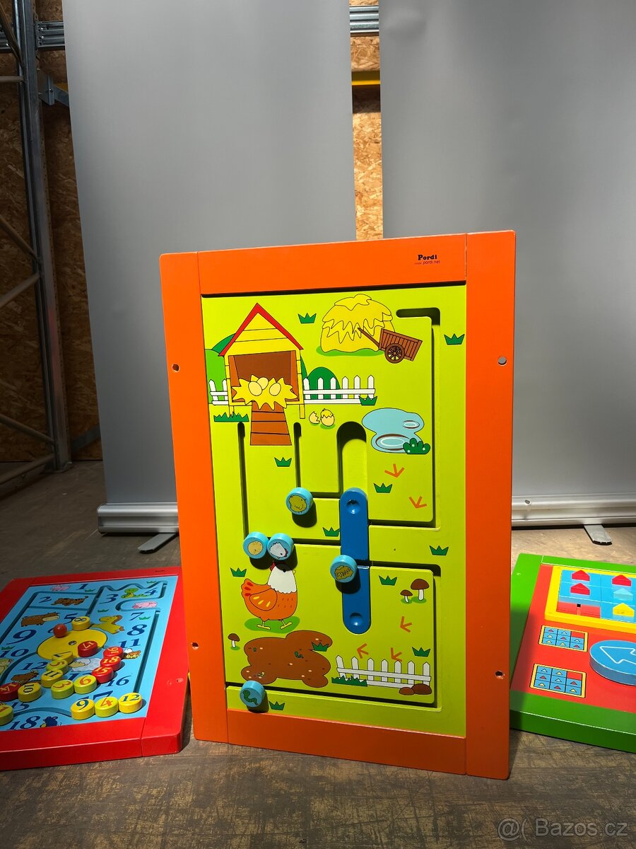 Dřevěné hračky pro děti - nástěnné tabule do dětského koutku