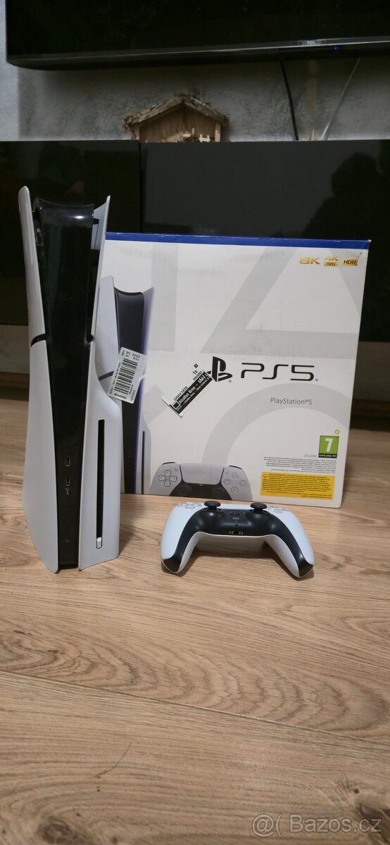 Playstation 5 slim 1TB   REZERVACE