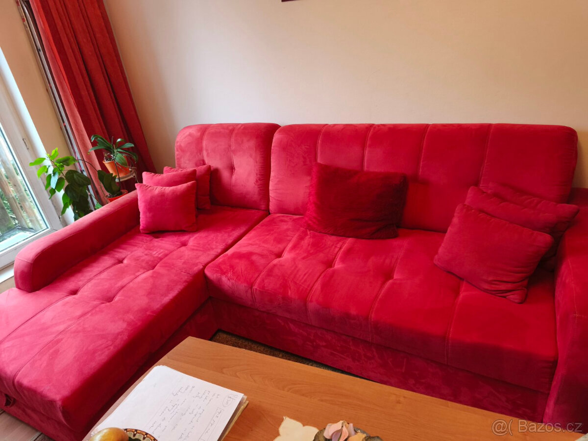 velká roztahovací sedačka