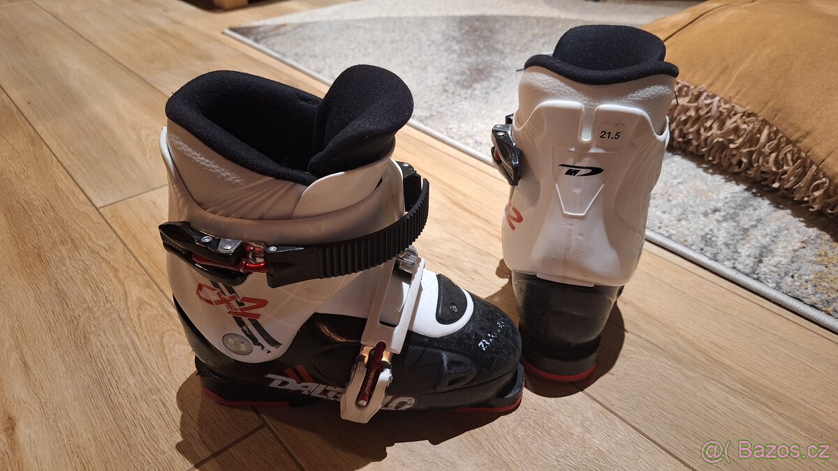 Prodám dětské lyžaky 21,5