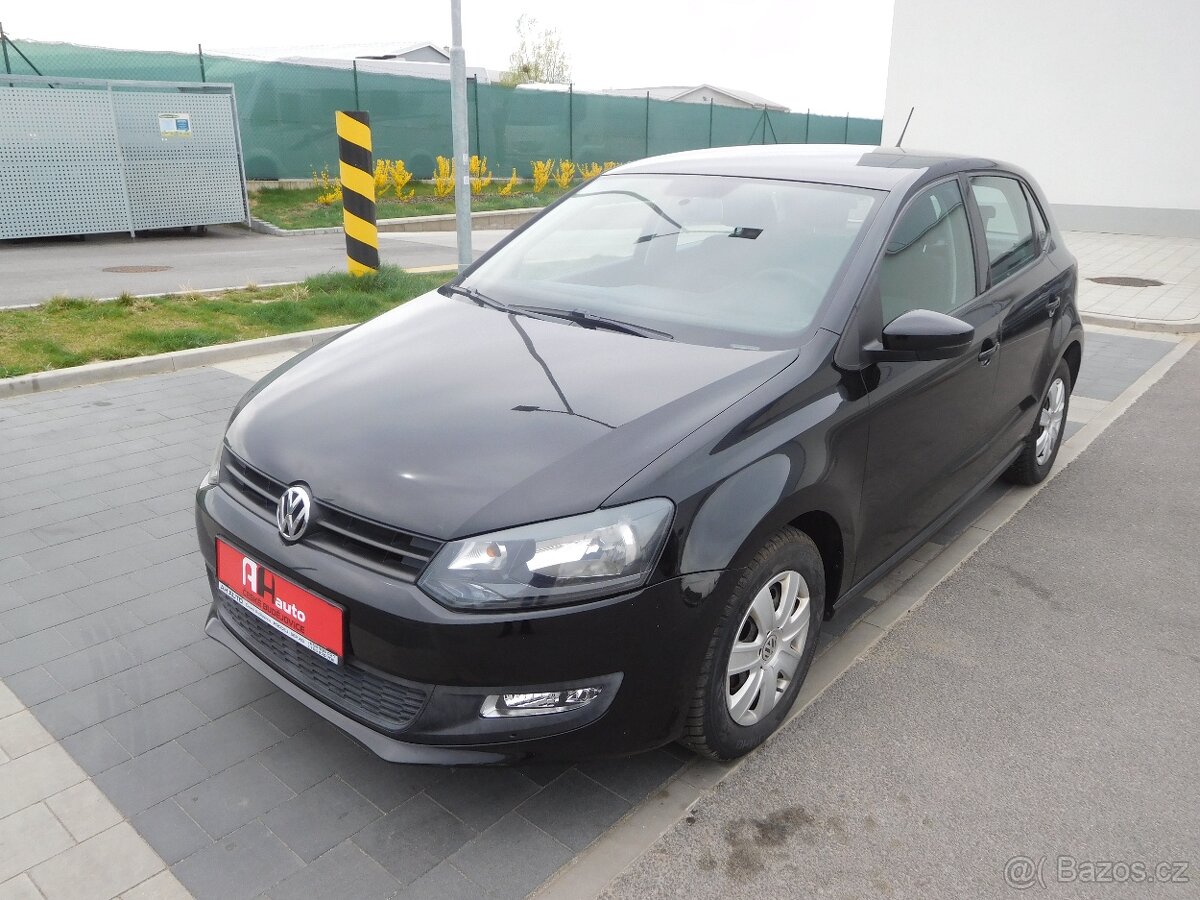 Volkswagen Polo 1.2i 12V Apple CarPlay, 44 kW, Klima, TOP