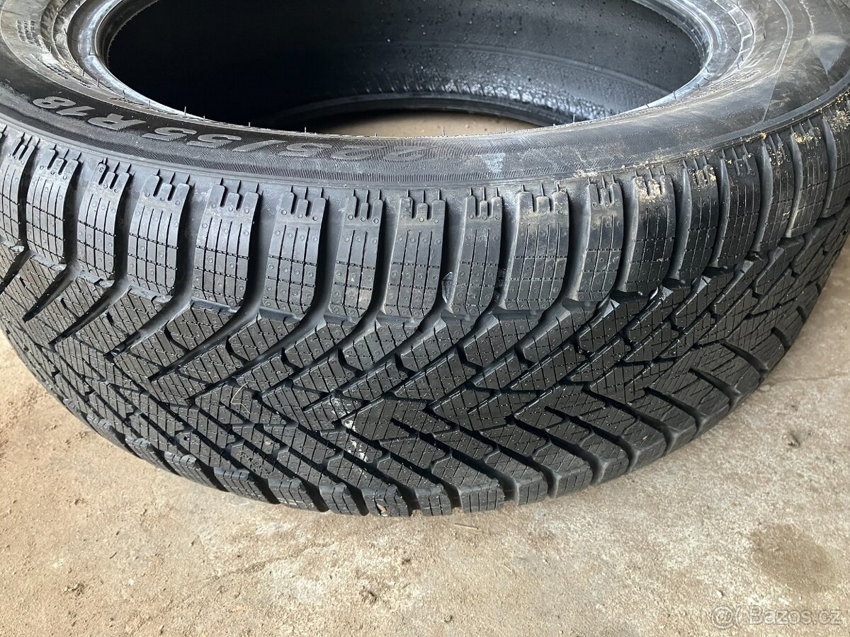1ks zimní guma PIRELLI CINTURATO WINTER 2 225/55R18