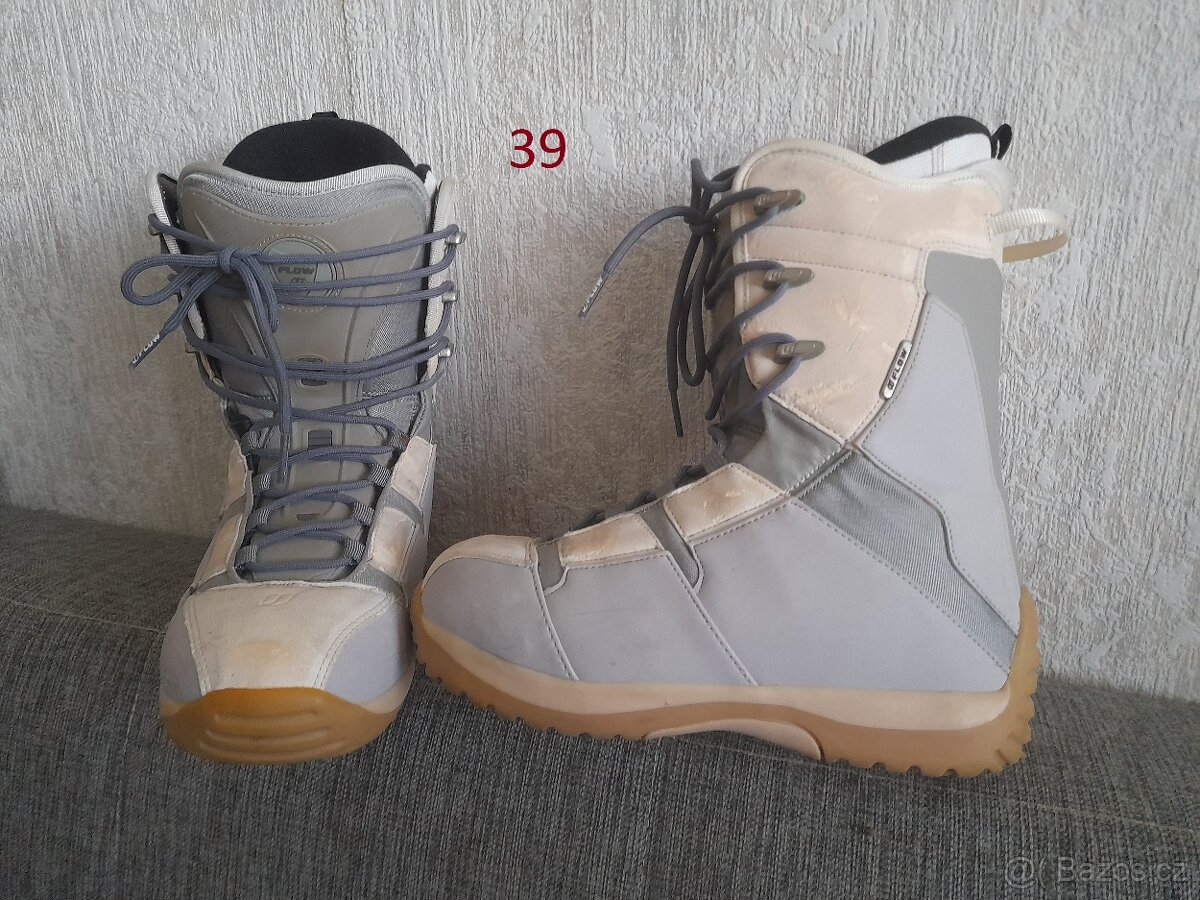 Snowboardové boty 39