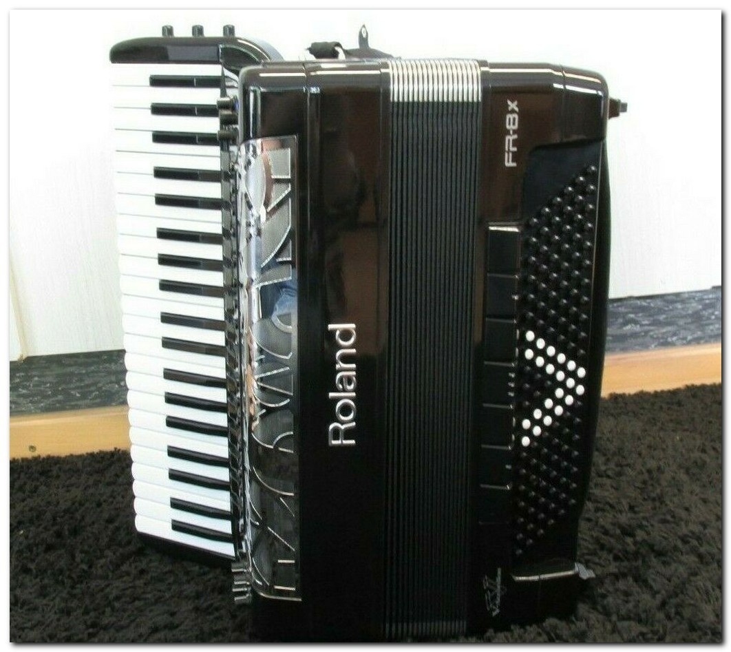 ROLAND Akordeon V-Accordion Mod. FR-8X BK s brašnou