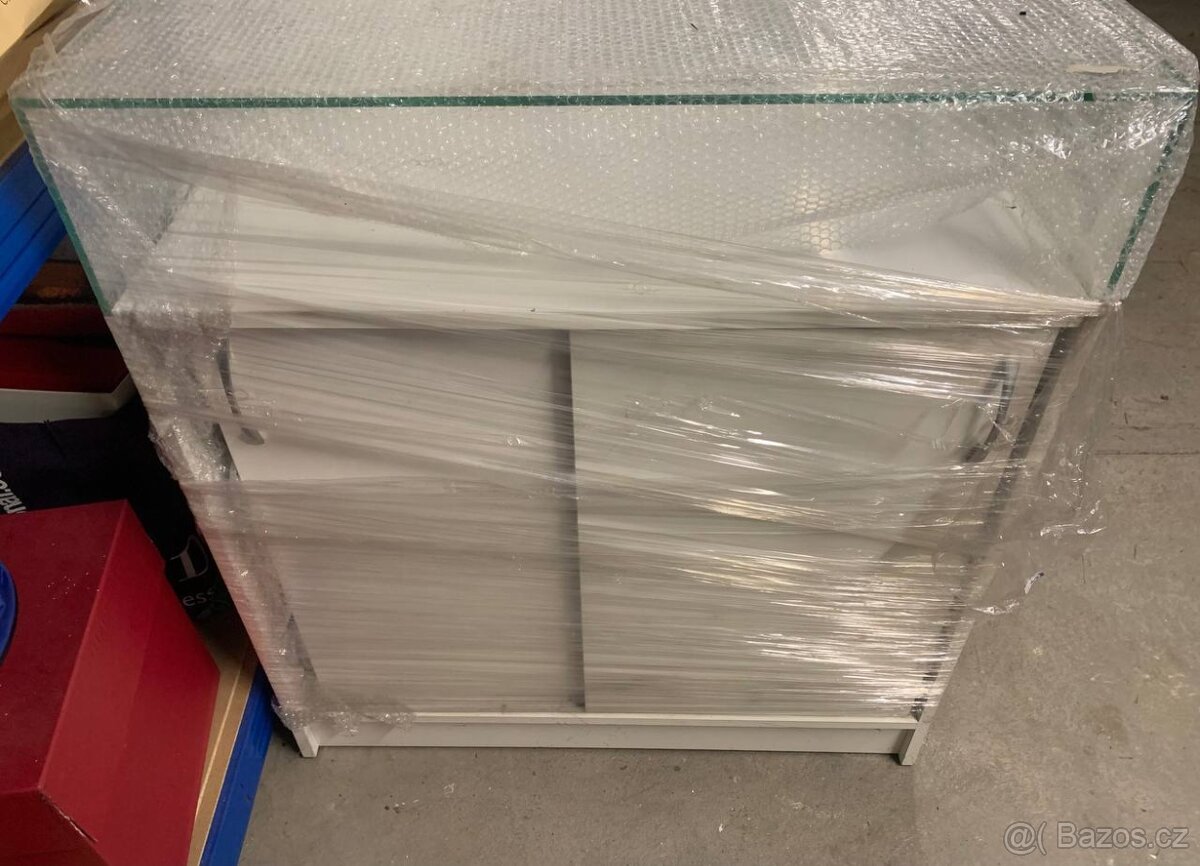 Pokladní pult / prodejní modul se skleněnou deskou