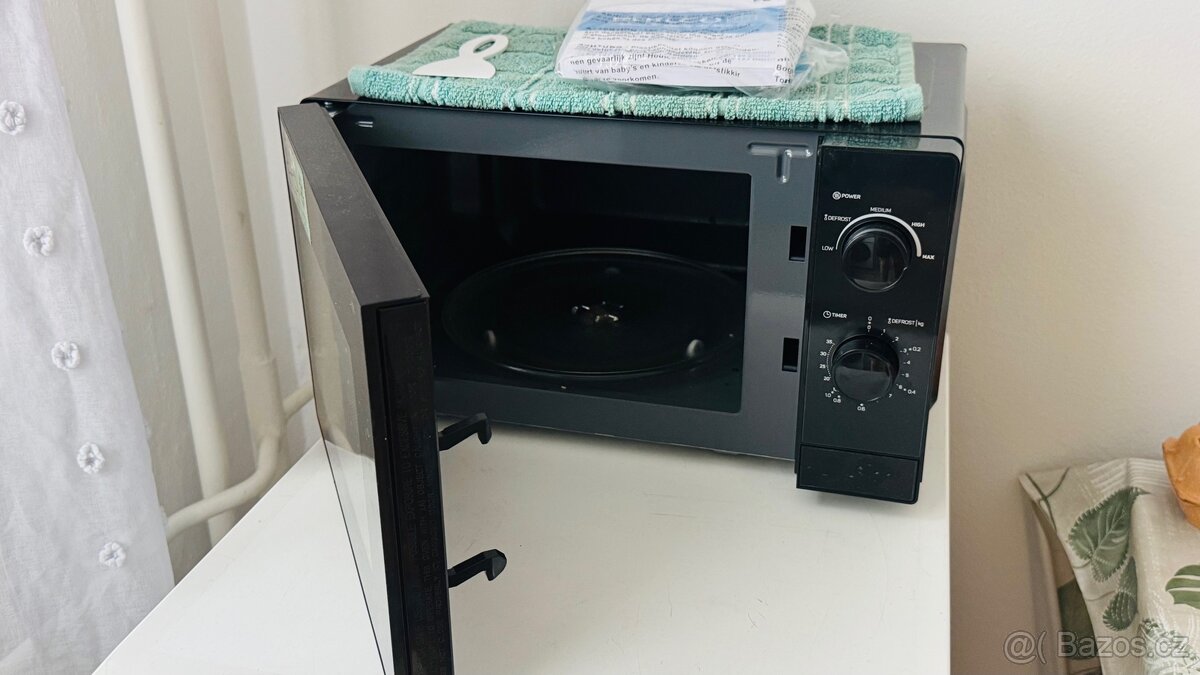 mikrovlnná trouba