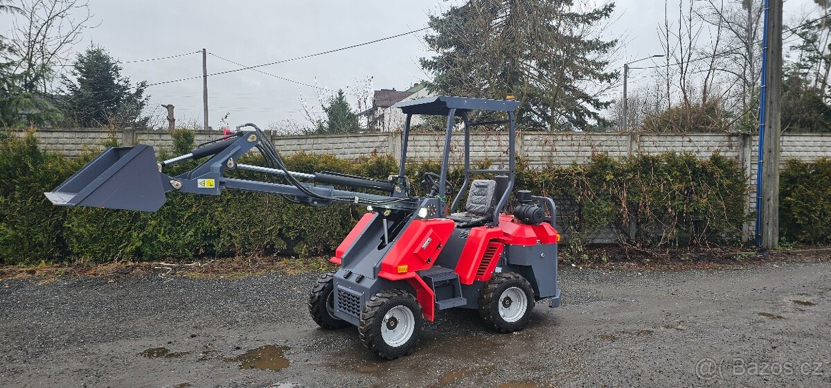 Kolový nakladač SDLOOL S30 Avant Multione