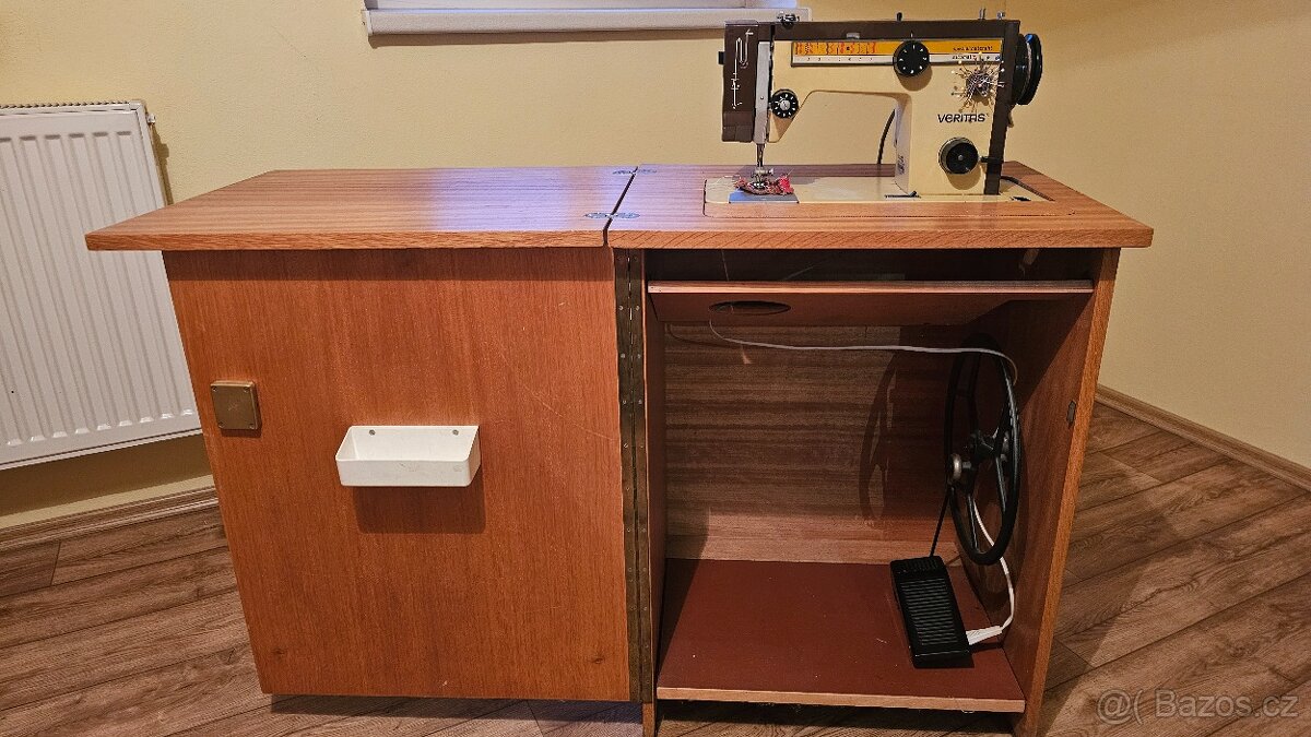 Šicí stroj Veritas