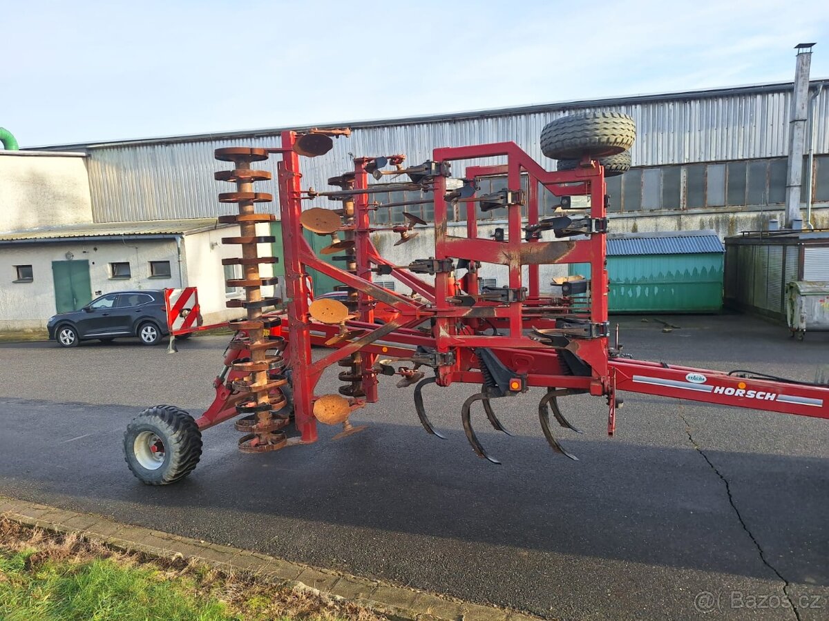 Radličkový kypřič HORSCH TERRANO 6FX