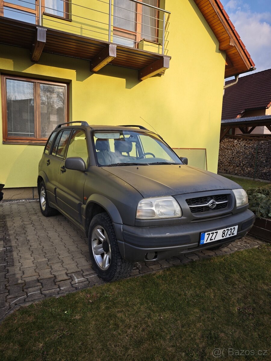 Prodám nepojízdnou Suzuki grand Vitaru