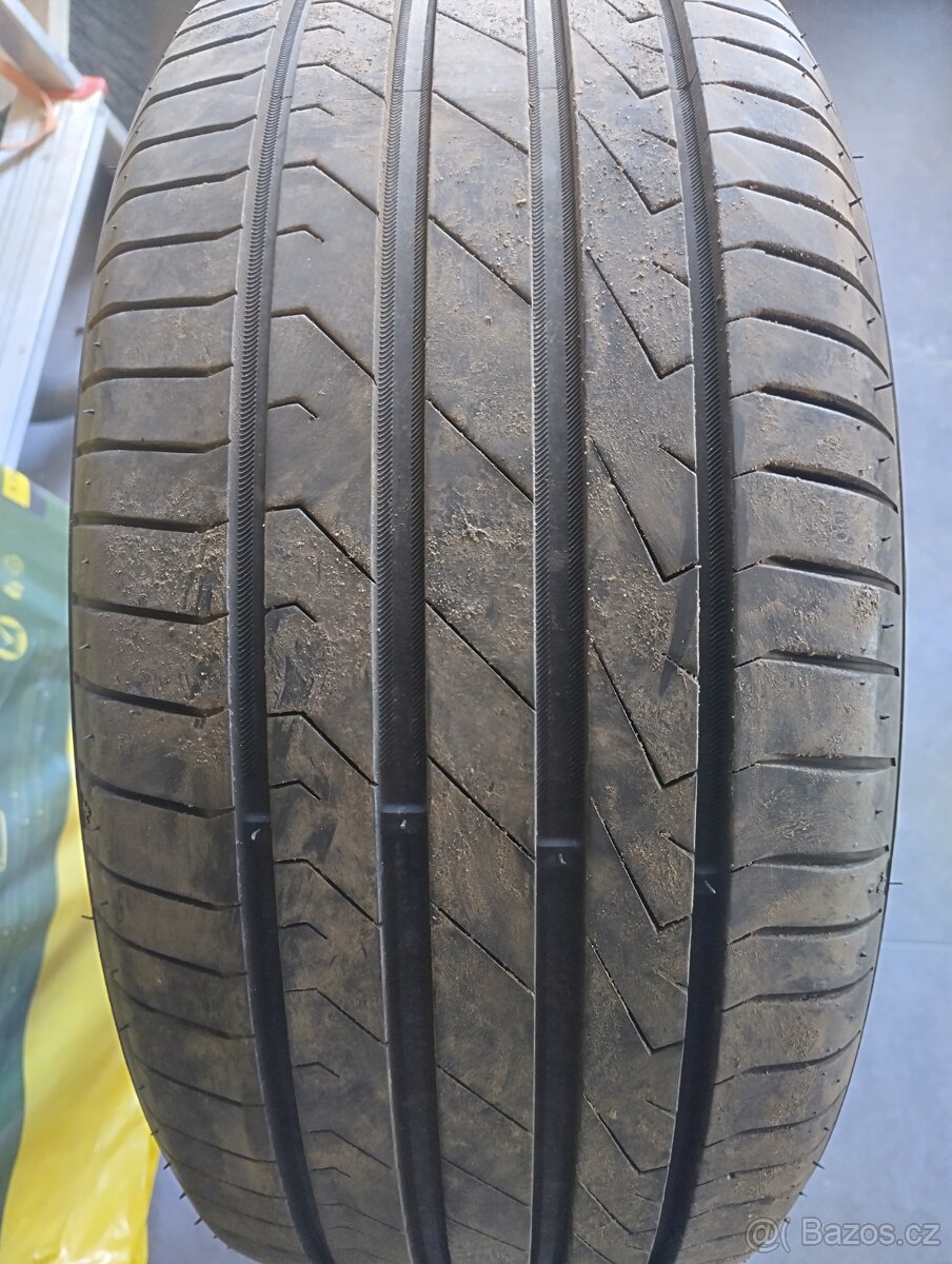 Pneu Landsail Quirin 215/50R17