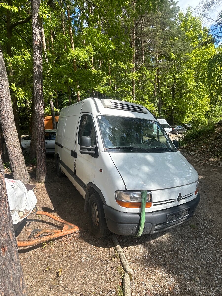 Renaut master 2,5 .120 dci rok 2003