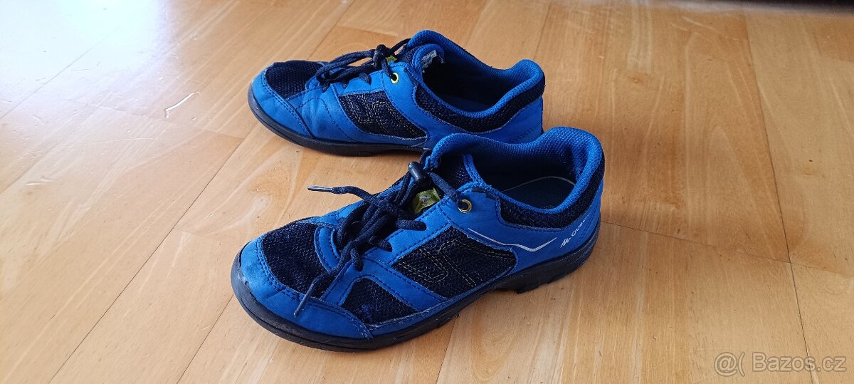 Dětské sportovní boty (tenisky) Quechua, vel. 35